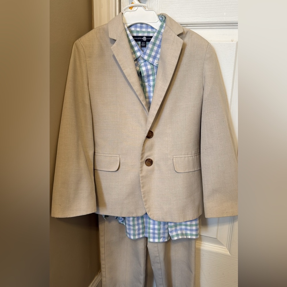 Nautica Boys Beige Suit size 6